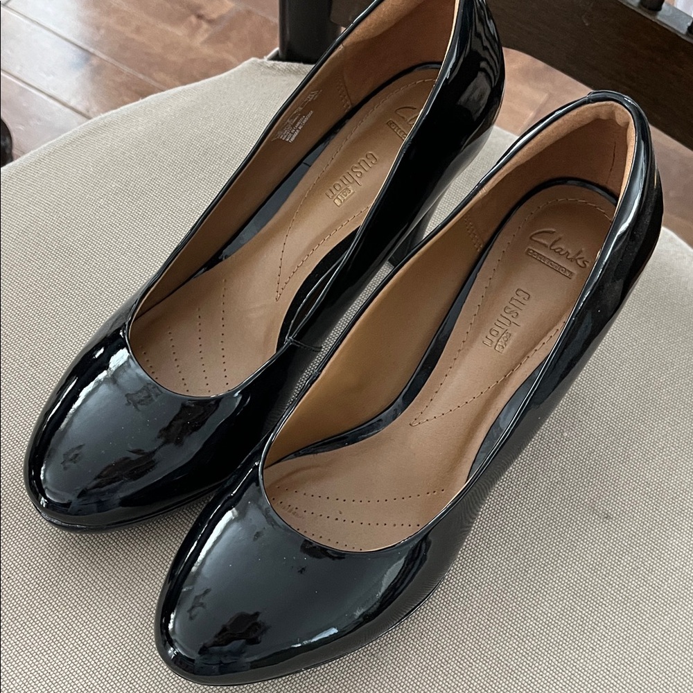 Clarks Women's Glossy Black Heels